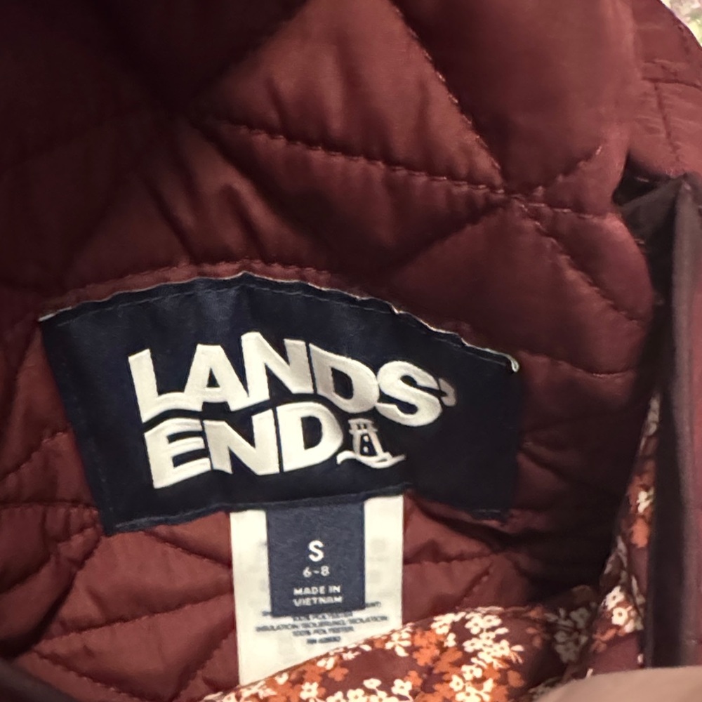 Lands' End Women's Quilted Maroon Puffer Jacket - Picture 3 of 3